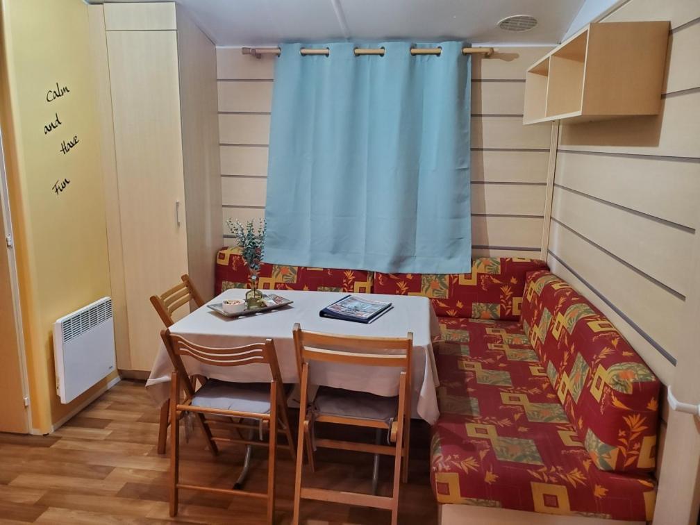Charmant Mobil Home 6 Personnes Avec Clim Reversible Boofzheim Exterior foto